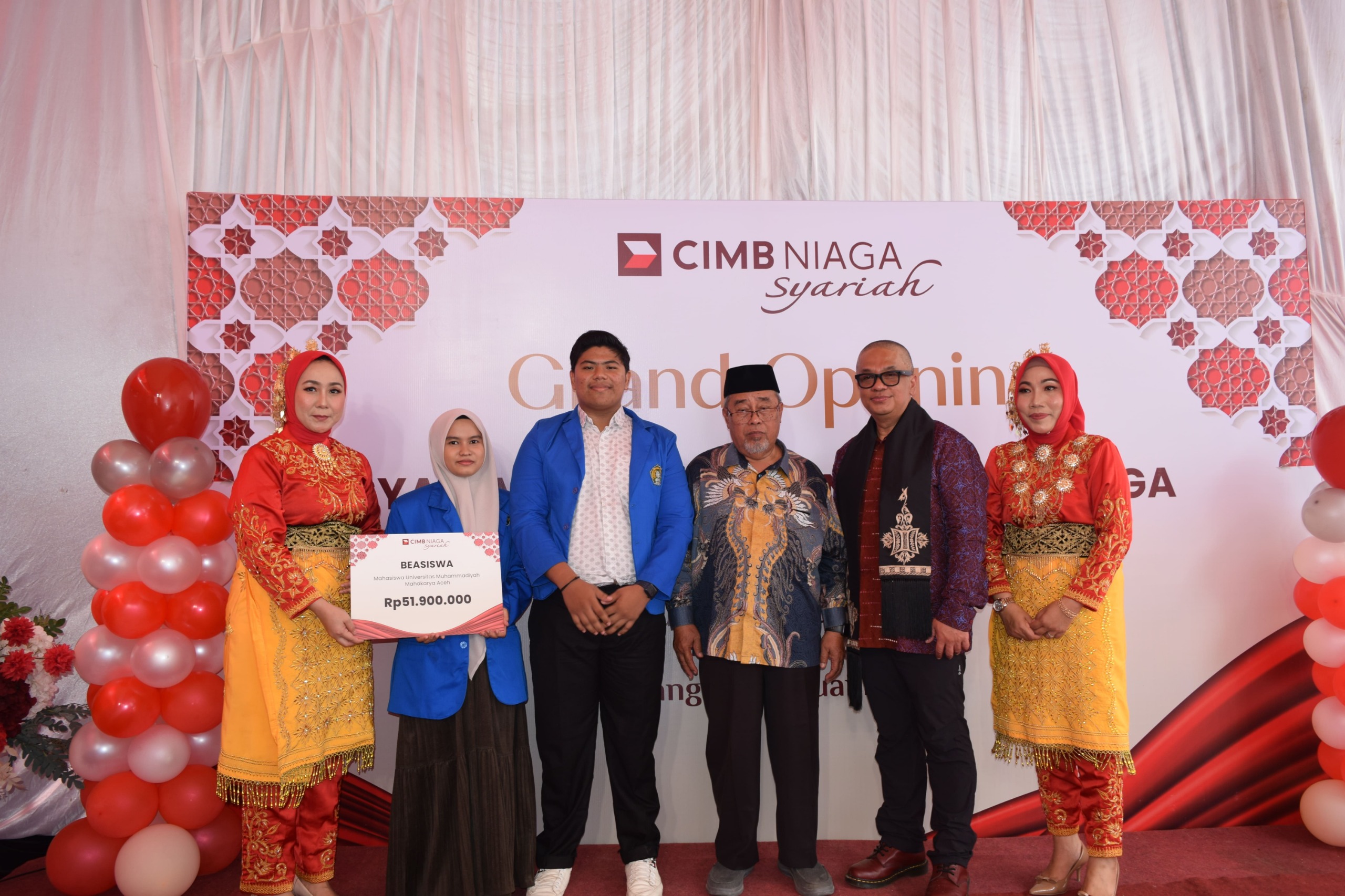 Penyerahan Beasiswa CIMB Niaga untuk Mahasiswa Tahfidz